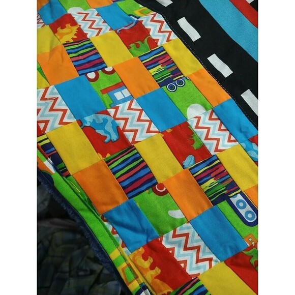 Dino Vroom Vroom Car Race Themed Boys Lightweight Quilt. Size 36" X 46" - Picture 2 of 10
